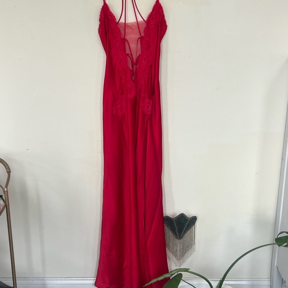 NWT Victorias Secret Floor Length Slip
